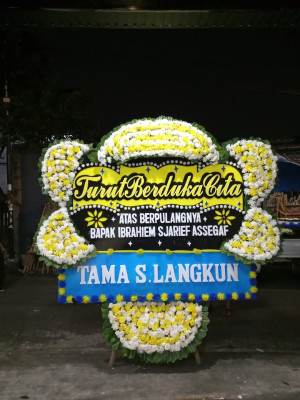 Papan Bunga Duka di Bukit Batrem